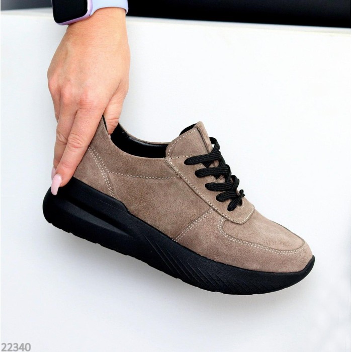 Кросівки жіночі натуральна замша колір-бежевий 38,39,41р