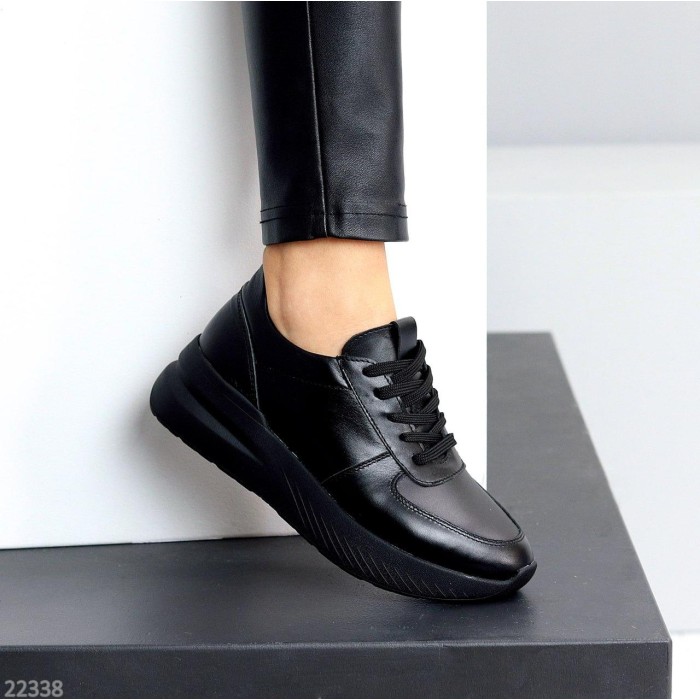 Кросівки жіночі натуральна шкіра чорні 37,41р