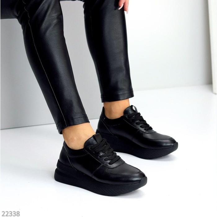 Кросівки жіночі натуральна шкіра чорні 37,41р