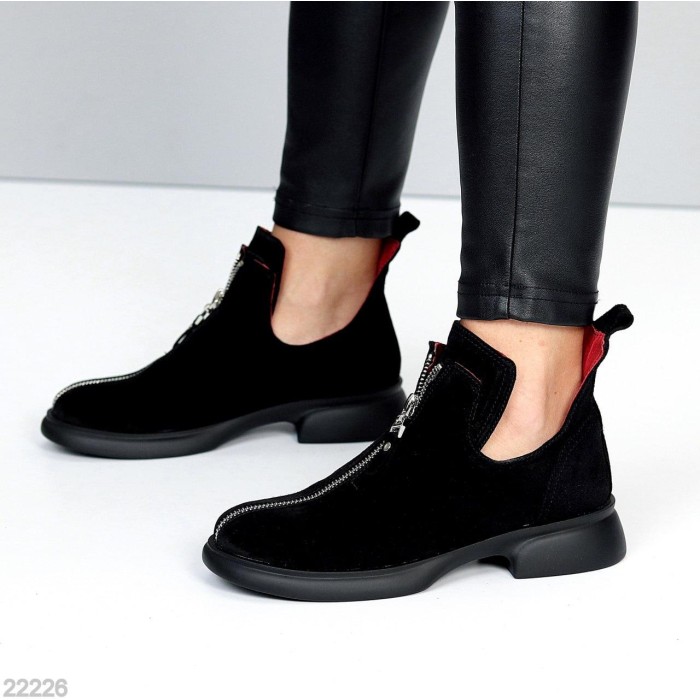 Кросівки жіночі натуральна замша колір-чорний 37,39,40р