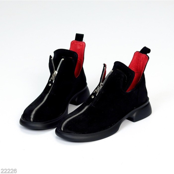 Кросівки жіночі натуральна замша колір-чорний 37,39,40р