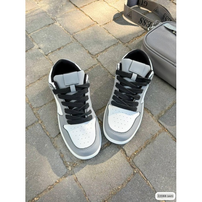 Кросівки жіночі з натуральної шкіри сірі з білим 38р