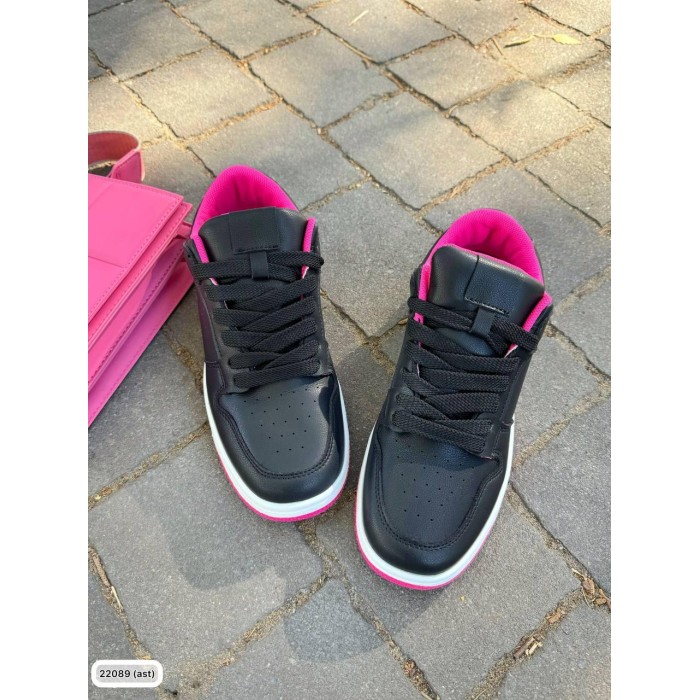 Кросівки жіночі з натуральної шкіри чорні 36,37,38,39р