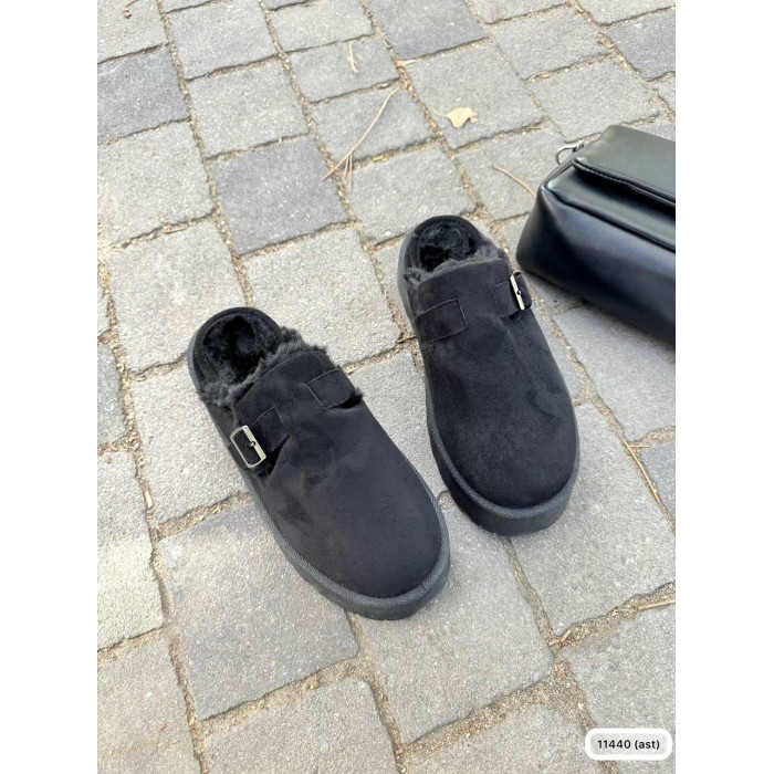 Уггі/Тапулі жіночі Еко замша колір чорний на 37,39р