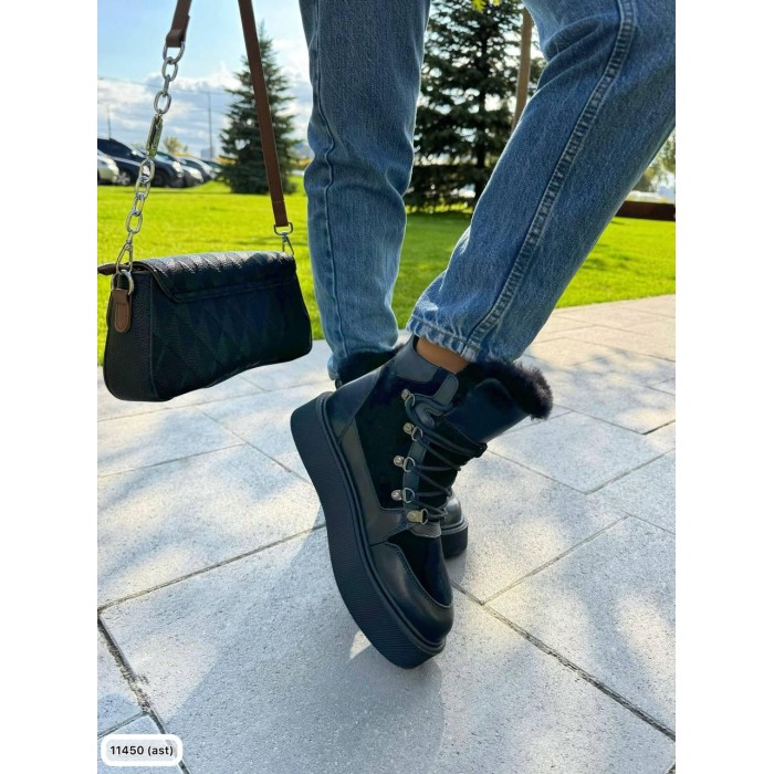 Черевики жіночі утеплені натуральна замша чорні 39,40р