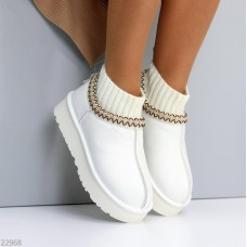 Уггі жіночі білі натуральна шкіра зима 36,37,40,41р.