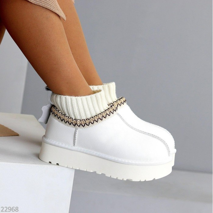 Уггі жіночі білі натуральна шкіра зима 36,37,40,41р.