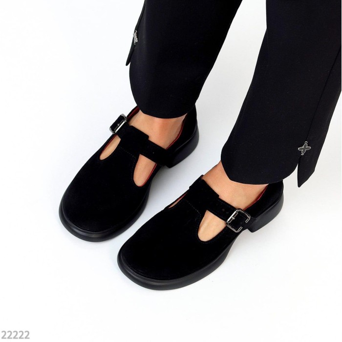 Туфлі жіночі натуральна замша чорні 38,41р