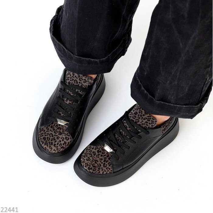 Кросівки жіночі натуральна шкіра/замша чорні 37р