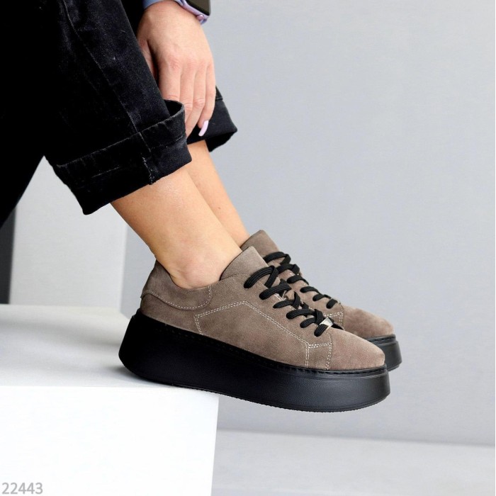 Кроссовки женские натуральная замша цвет беж 37р