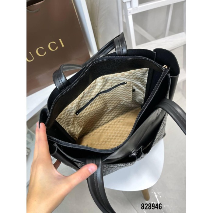 Сумка жіноча кишені екошкіра колір: Чорний комбінована