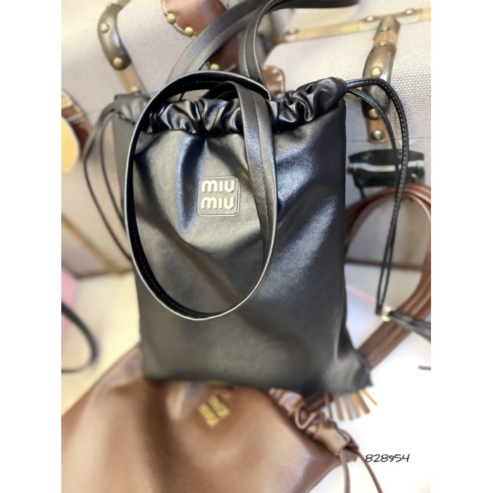 Сумка жіноча мішечок натуральна шкіра Чорна