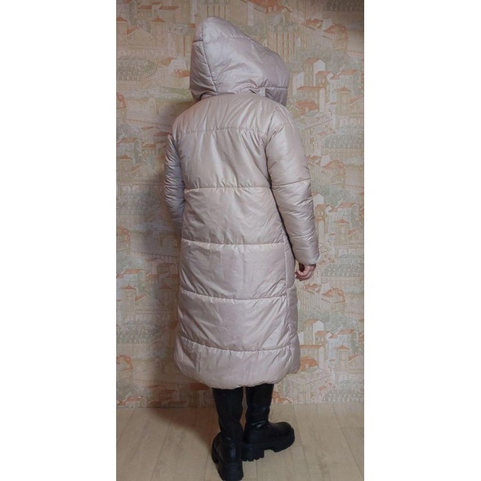 Подовжено жіноче пальто на хутрі , Колір св. беж 48р