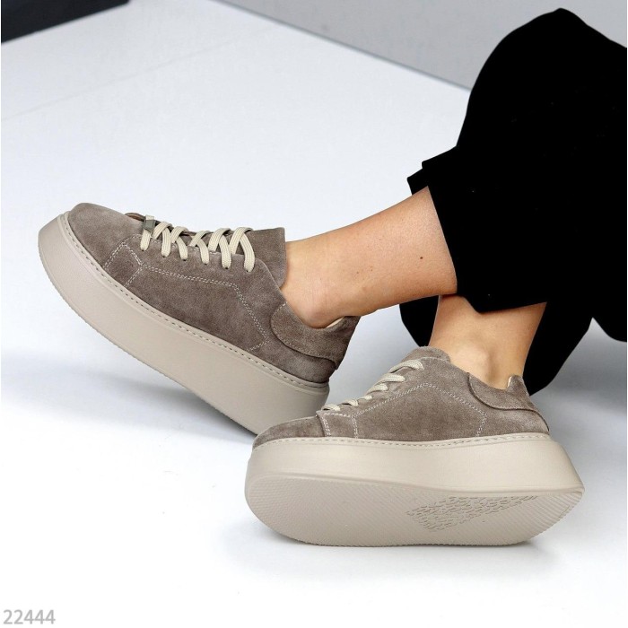 Кросівки жіночі натуральна замша колір-бежевий 40р