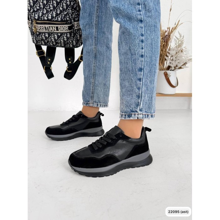 Кросівки жіночі з натуральної шкіри/замша колір: чорний 37,39р