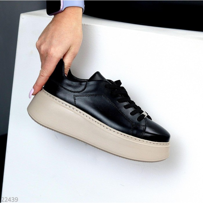 Кросівки жіночі натуральна шкіра чорні 37,38р