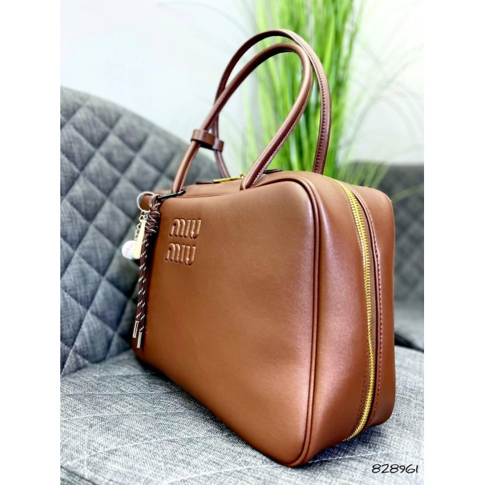 Сумка жіноча МіуМіу біг з брелком натуральна шкіра Кемел