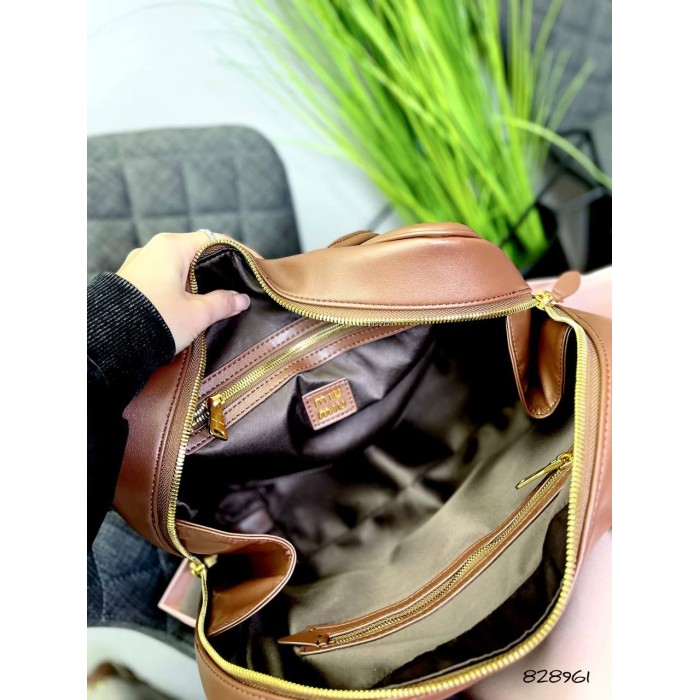 Сумка жіноча МіуМіу біг з брелком натуральна шкіра Кемел