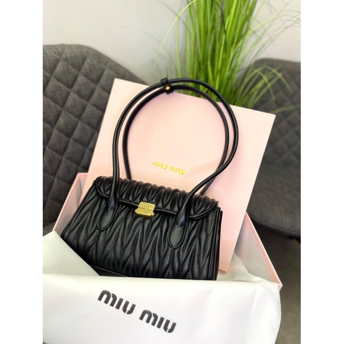 Сумка жіноча МіуМіу натуральна шкіра Чорна