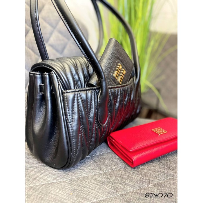 Сумка жіноча МіуМіу натуральна шкіра Чорна