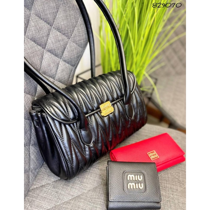 Сумка жіноча МіуМіу натуральна шкіра Чорна