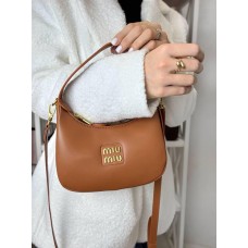 Сумка жіноча  МіуМіу полу кругла натуральна шкіра Карамель Карамель