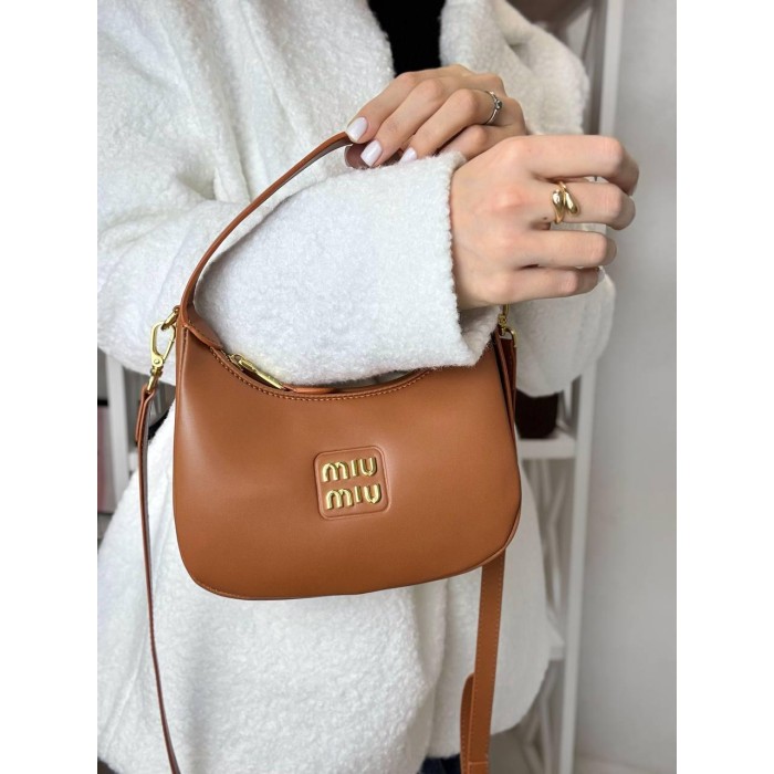 Сумка жіноча МіуМіу полу кругла натуральна шкіра Карамель Карамель