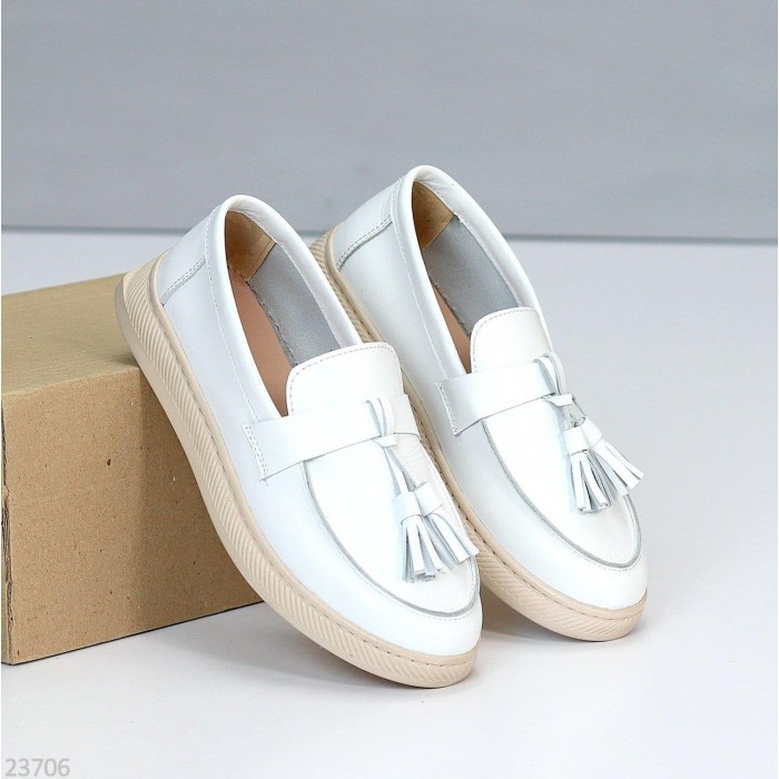 Лофери жіночі натуральна шкіра білі 38р