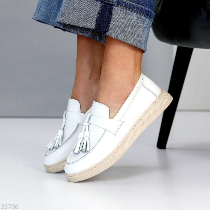 Лофери жіночі натуральна шкіра білі 38р