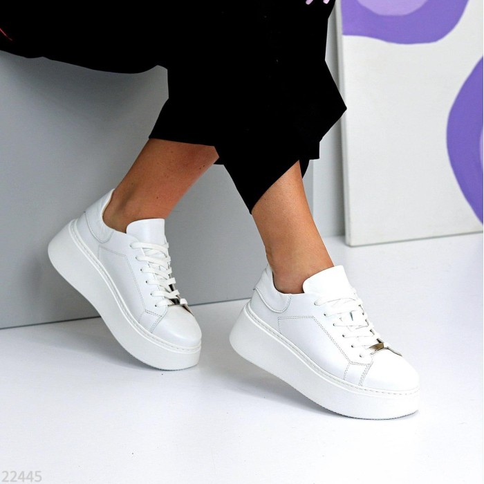 Кросівки жіночі натуральна шкіра білі 39р