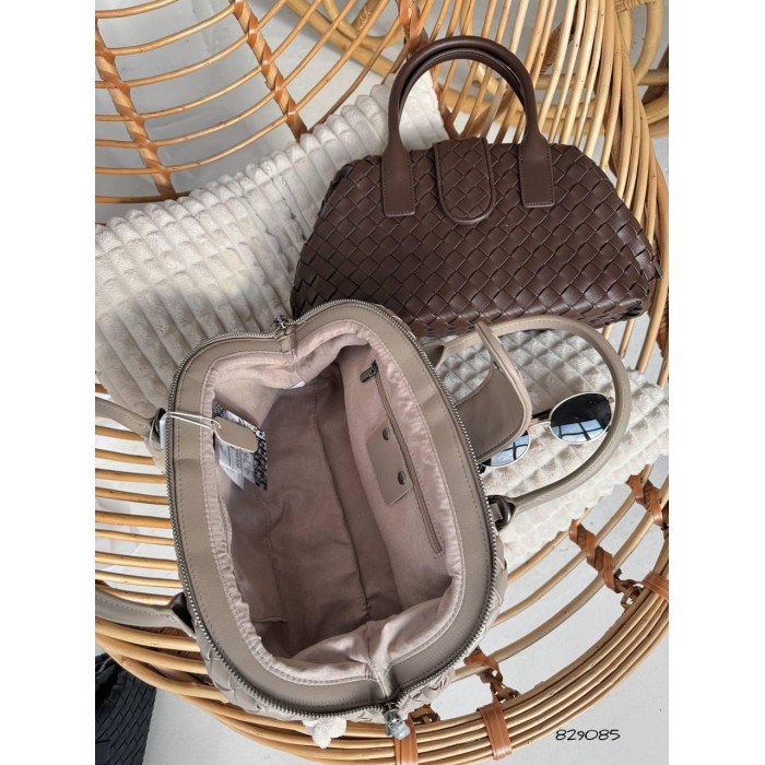 Сумка жіноча Polina Ботте га натуральна шкіра Капучино, Кемел