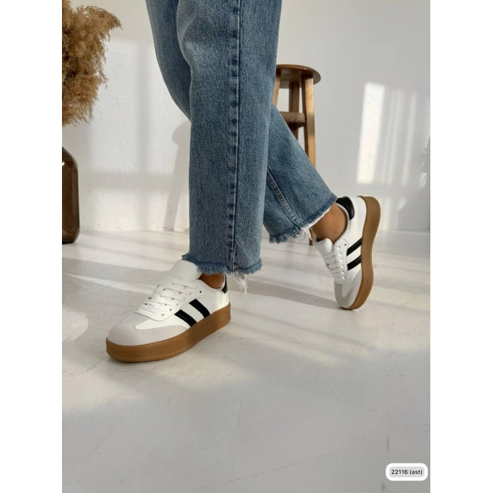 Кросівки жіночі зі смужками натуральна шкіра/замша білі 36,39р