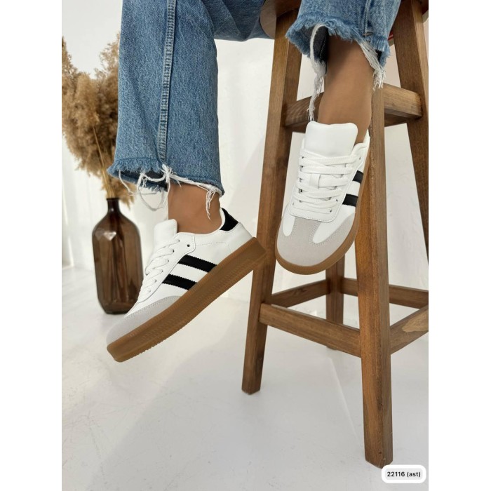 Кросівки жіночі зі смужками натуральна шкіра/замша білі 36,39р