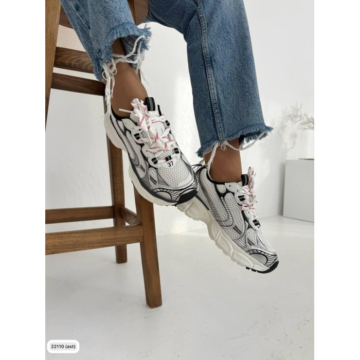 Кроссівки жіночі з екошкіри жіночі сріблясто-білі 37,38р