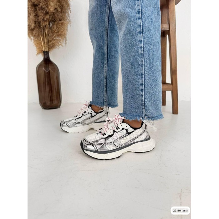 Кроссівки жіночі з екошкіри жіночі сріблясто-білі 37,38р