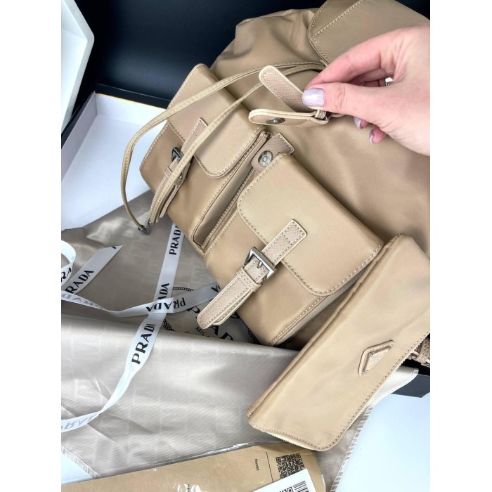 Рюкзак жіночий натуральна кожа комбінована з текстилем щільним Чорний, Бежевий Бежевий