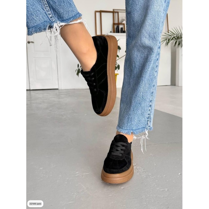 Кеды женские чёрные натуральная замша 39,40р