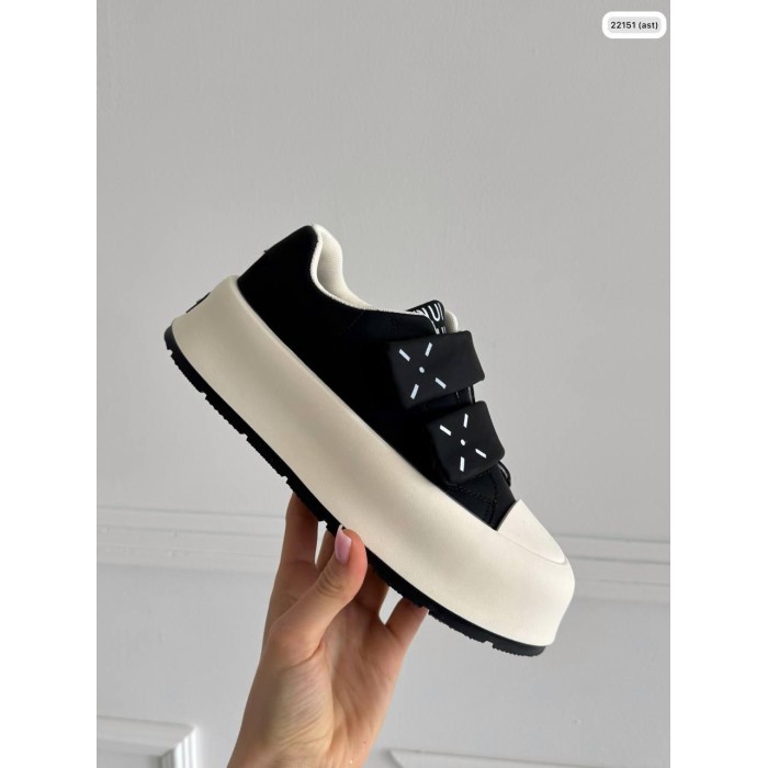 Кеди для жінок екошкіра чорно-білі на 37,39р