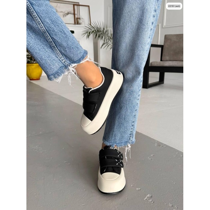 Кеди для жінок екошкіра чорно-білі на 37,39р