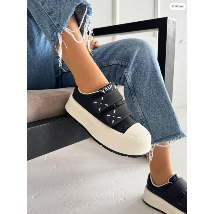 Кеди для жінок екошкіра чорно-білі на 37,39р