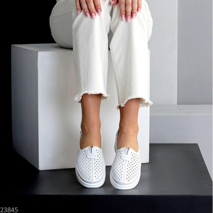 Сліпони жіночі натуральна шкіра білі 39р