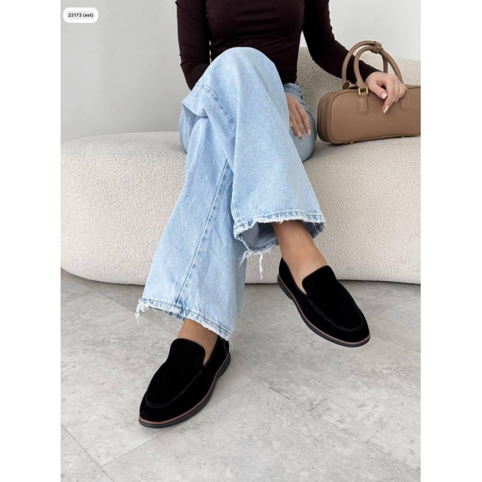 Туфлі/Лофери жіночі натуральна замша Чорні на 37р