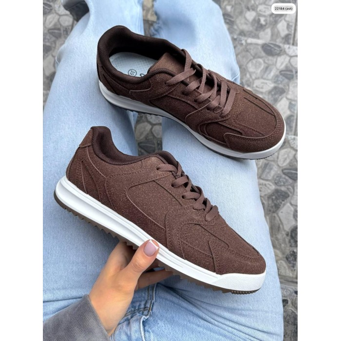 Кросівки жіночі натуральна замша колір:шоколад 39,41р.