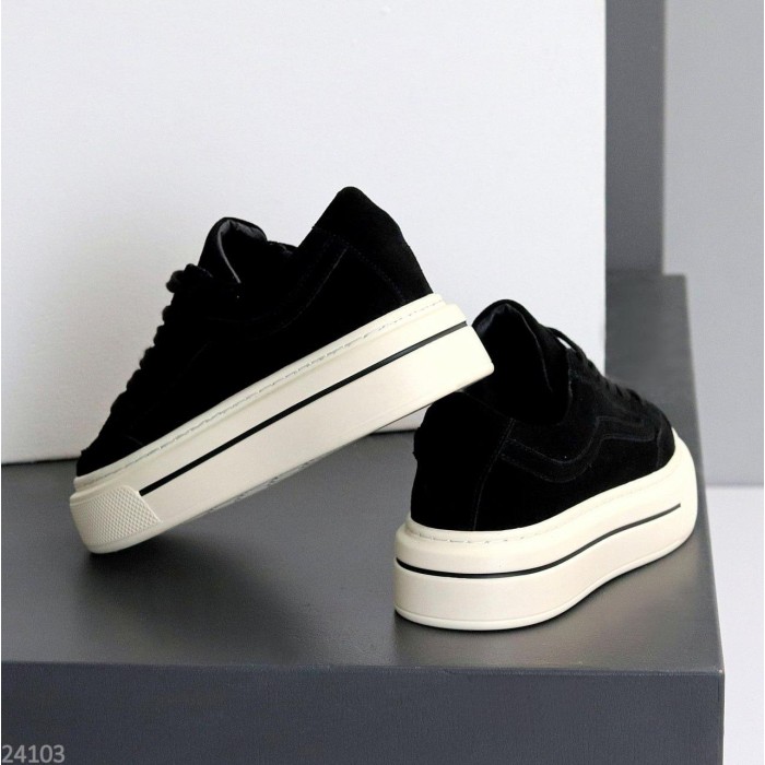 Кеди жіночі натуральна замша чорні 37,38,39,40р