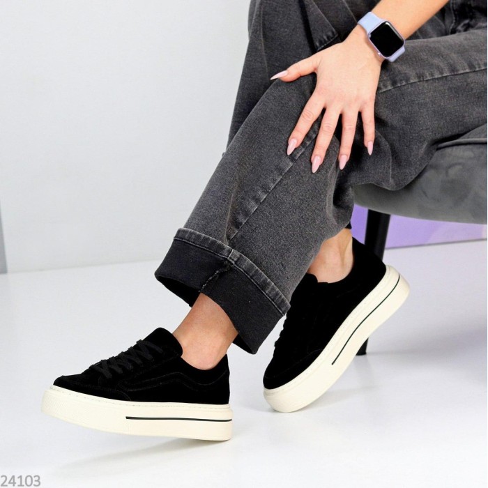 Кеди жіночі натуральна замша чорні 37,38,39,40р