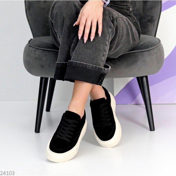 Кеди жіночі натуральна замша чорні 37,38,39,40р