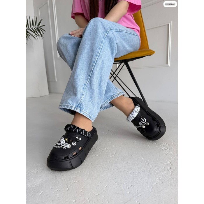 Крокси жіночі чорні на 37,39р.