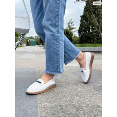 Туфлі/Лофери женские натуральна шкіра перфорація  білі 36,39р