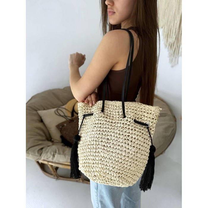 Сумка/мішечок  плетена з екошкірою Молочна, Шоколад