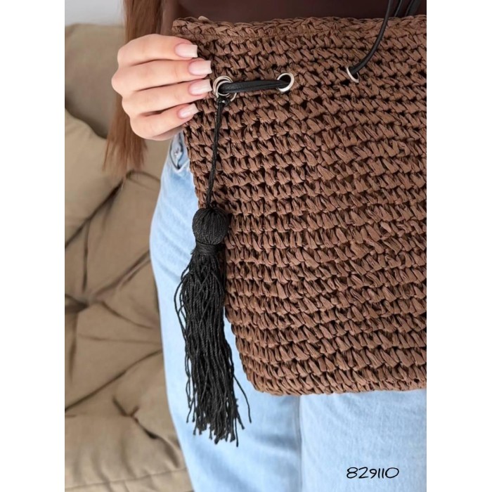 Сумка/мішечок  плетена з екошкірою Молочна, Шоколад